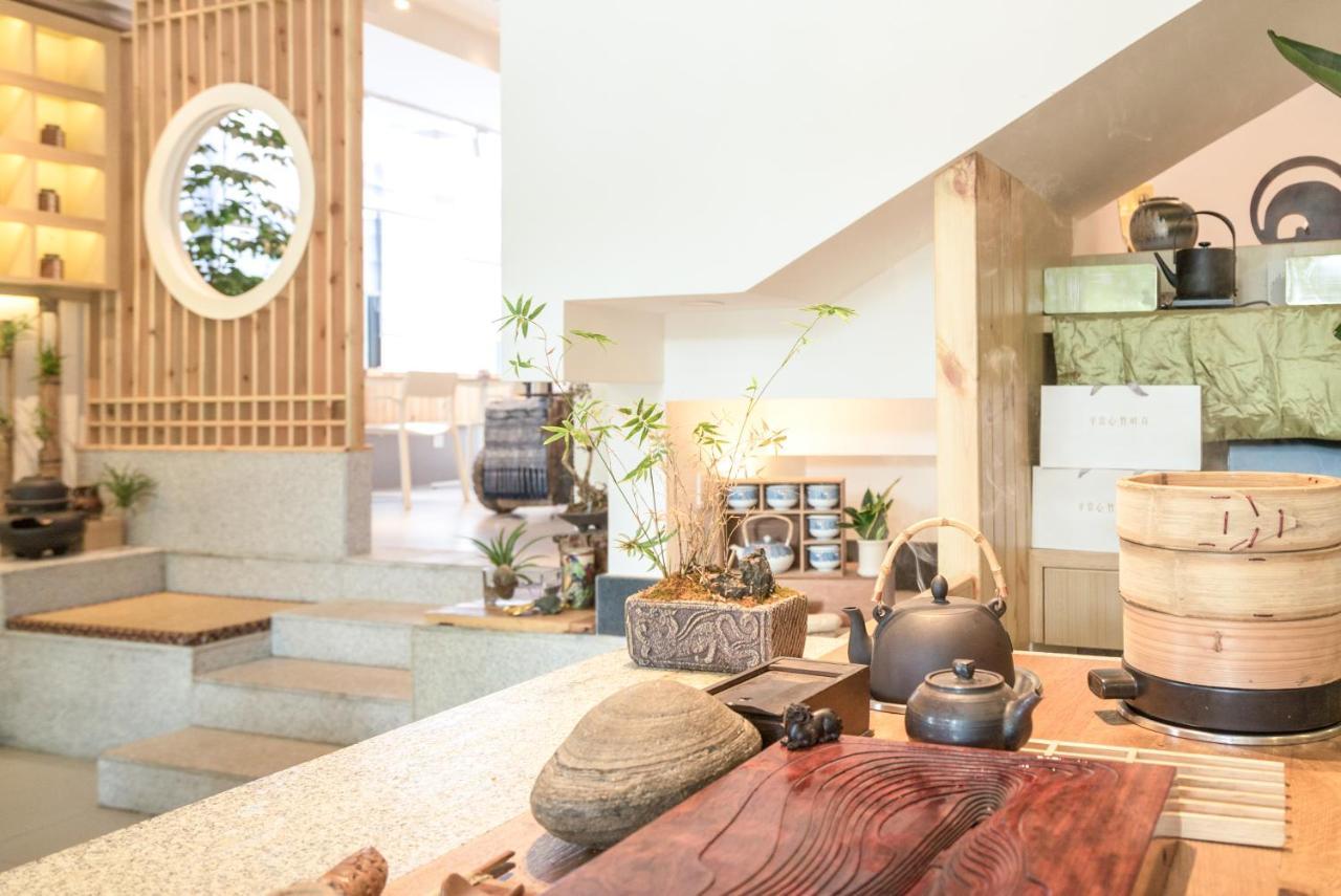 Zen Tea House Elephant Trunk Hill Park Guilin Extérieur photo